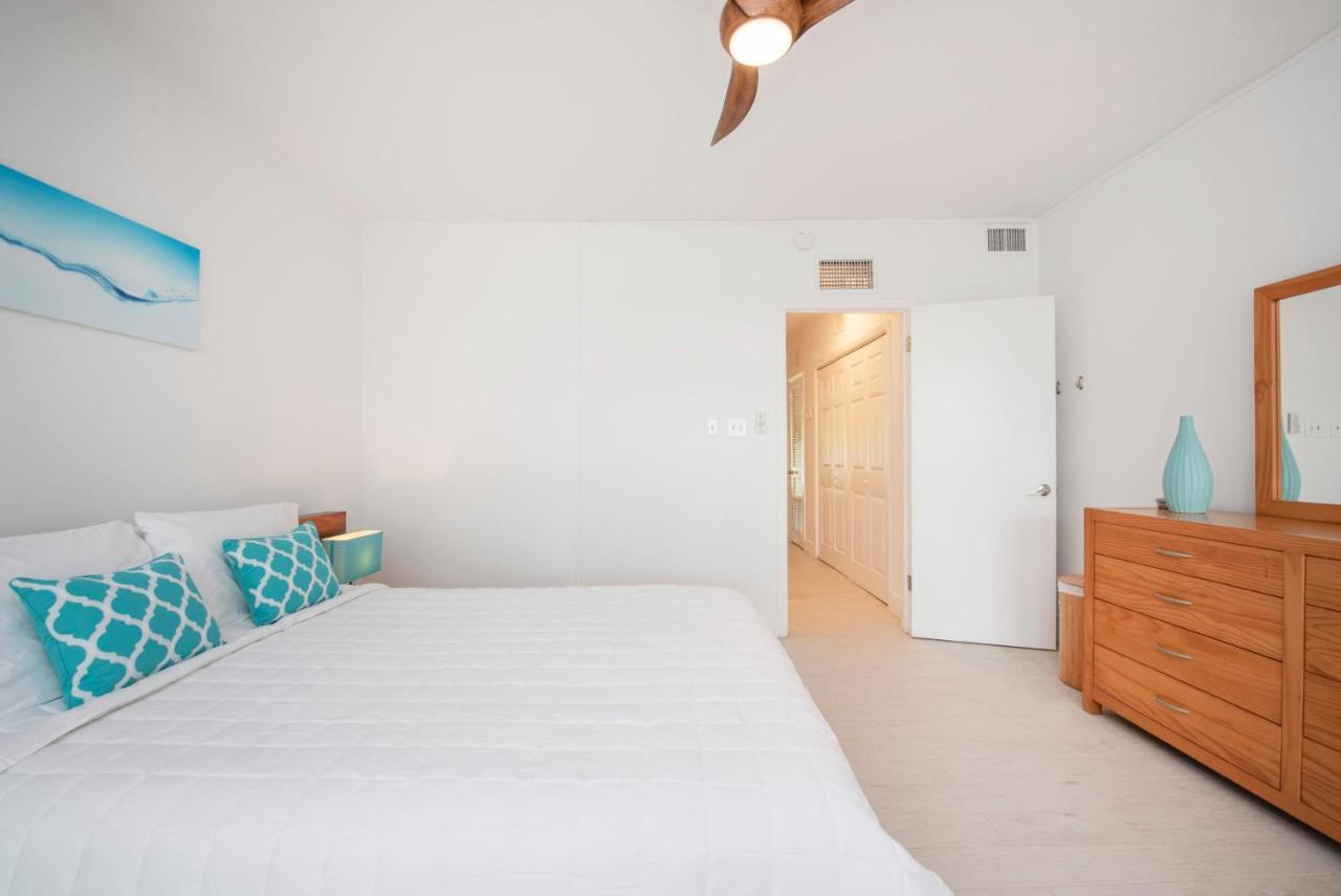 Beach Living At Island Pine Villas Blse جورج تاون المظهر الخارجي الصورة