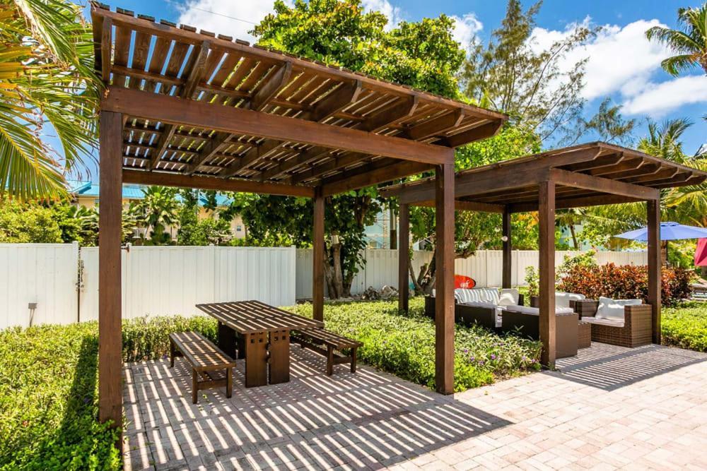 Beach Living At Island Pine Villas Blse جورج تاون المظهر الخارجي الصورة