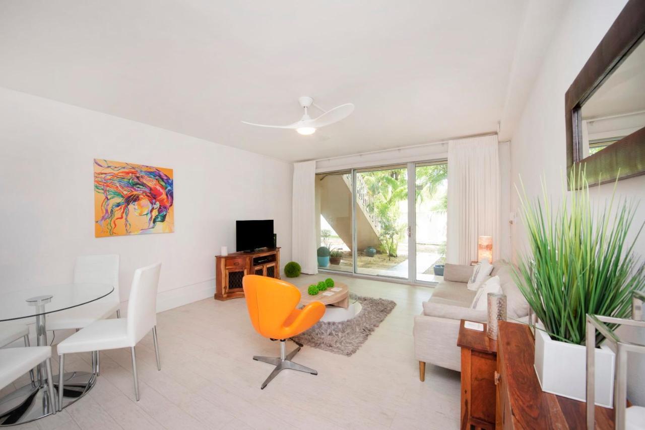 Beach Living At Island Pine Villas Blse جورج تاون المظهر الخارجي الصورة
